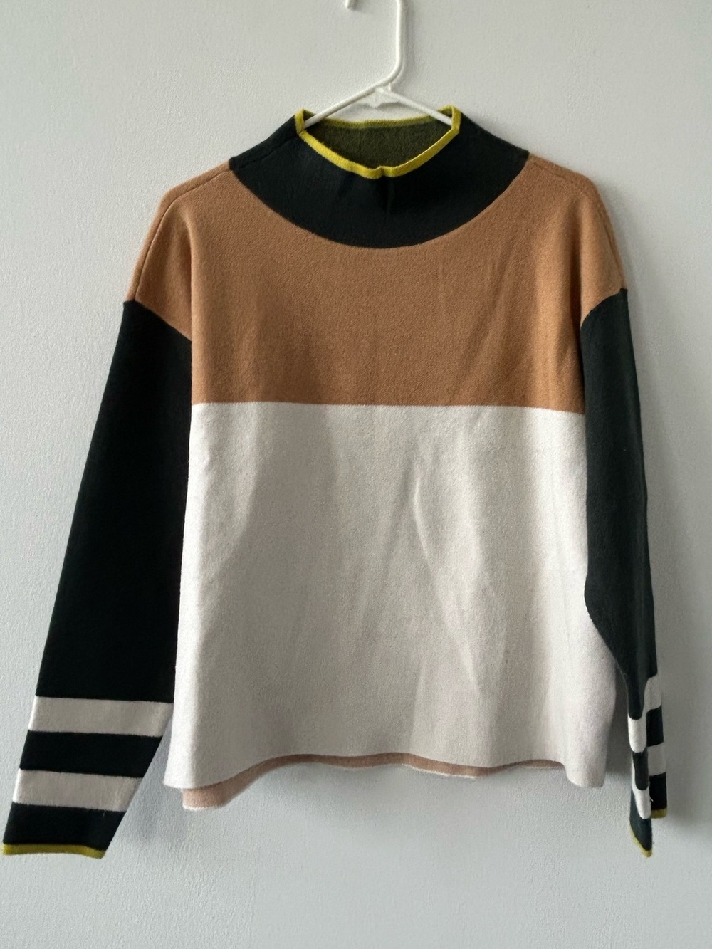 Colorblock Crewneck Sweater in Tan, White & Black